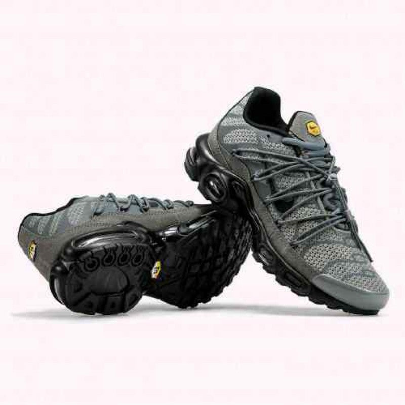 SALE NK AIR MAX TN PLUS TOGGLE REFLECTIVE GREY