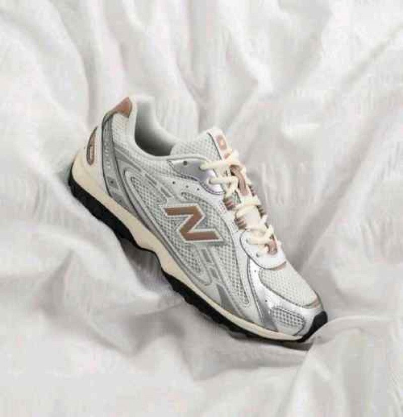 SALE NB SILVER METALIC WHITE AND BROWN