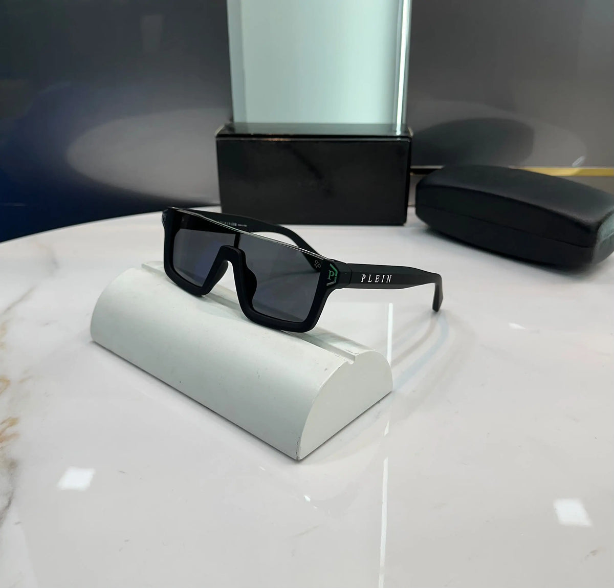 Philipp Plei n Silver Black Premium Shades 147