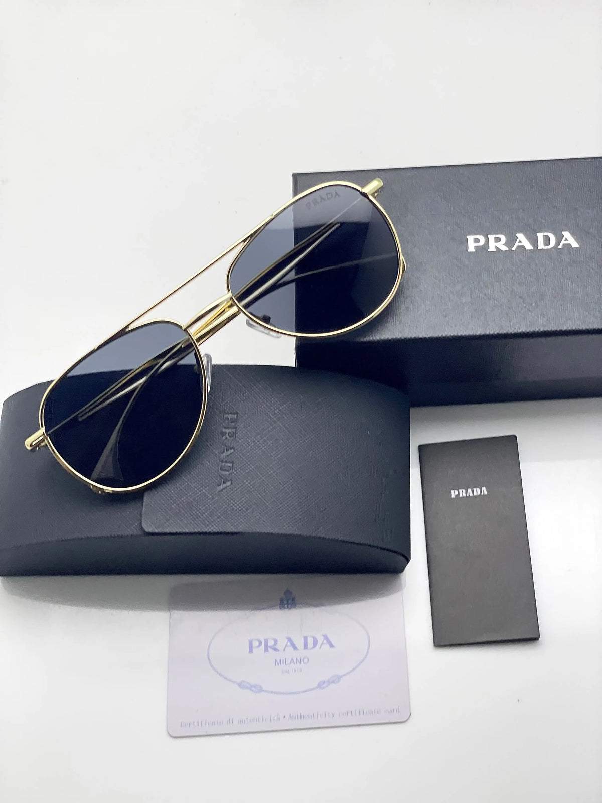 Prada 3219 gold black