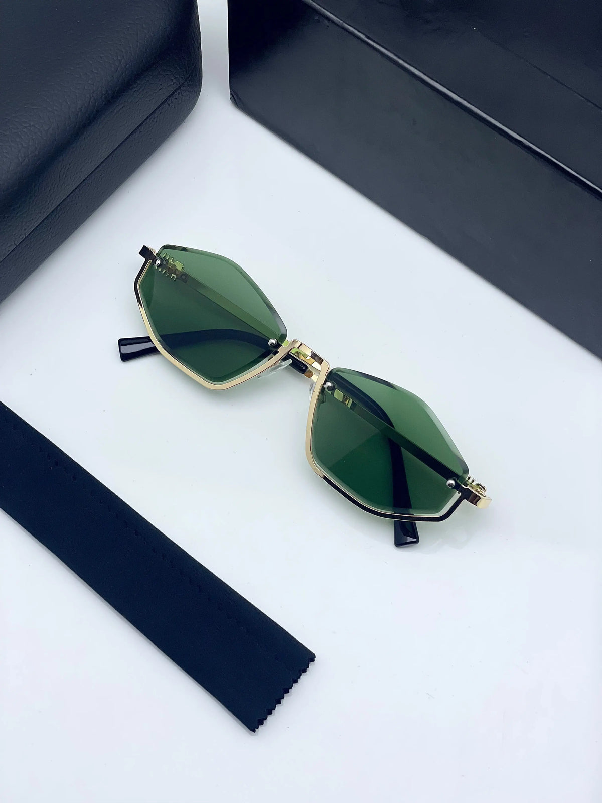 Miu Miu 25031 Gold Green