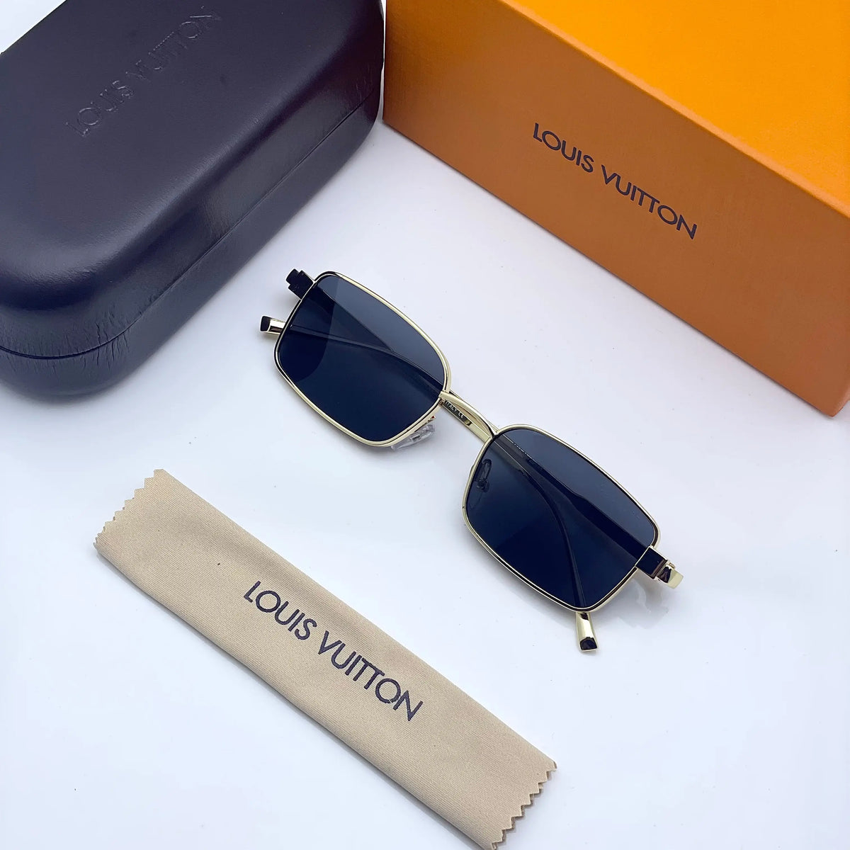 Louis Vuitton 3214 Gold Black