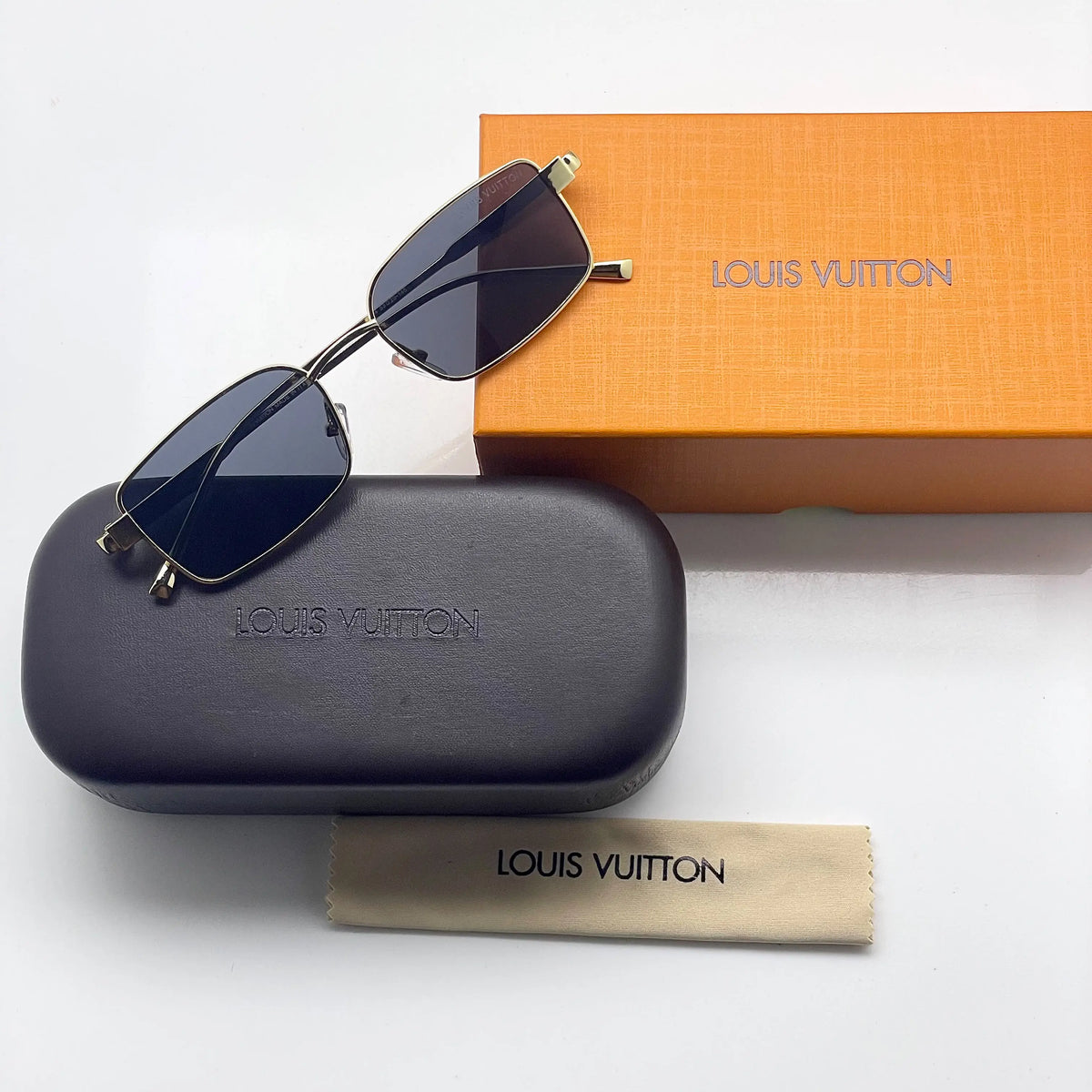 Louis Vuitton 3214 Gold Black