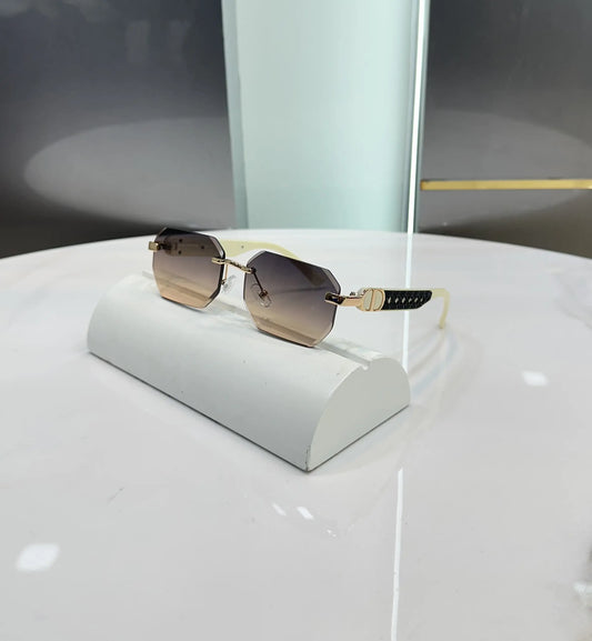 Cristian Dio r All Cream Premium Shades 084