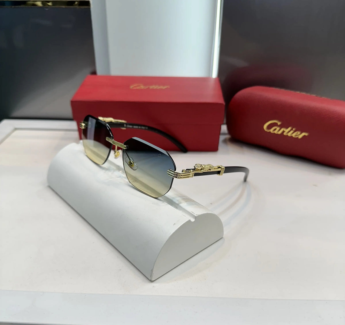 Cartie r Gold Multi Premium Shades 005