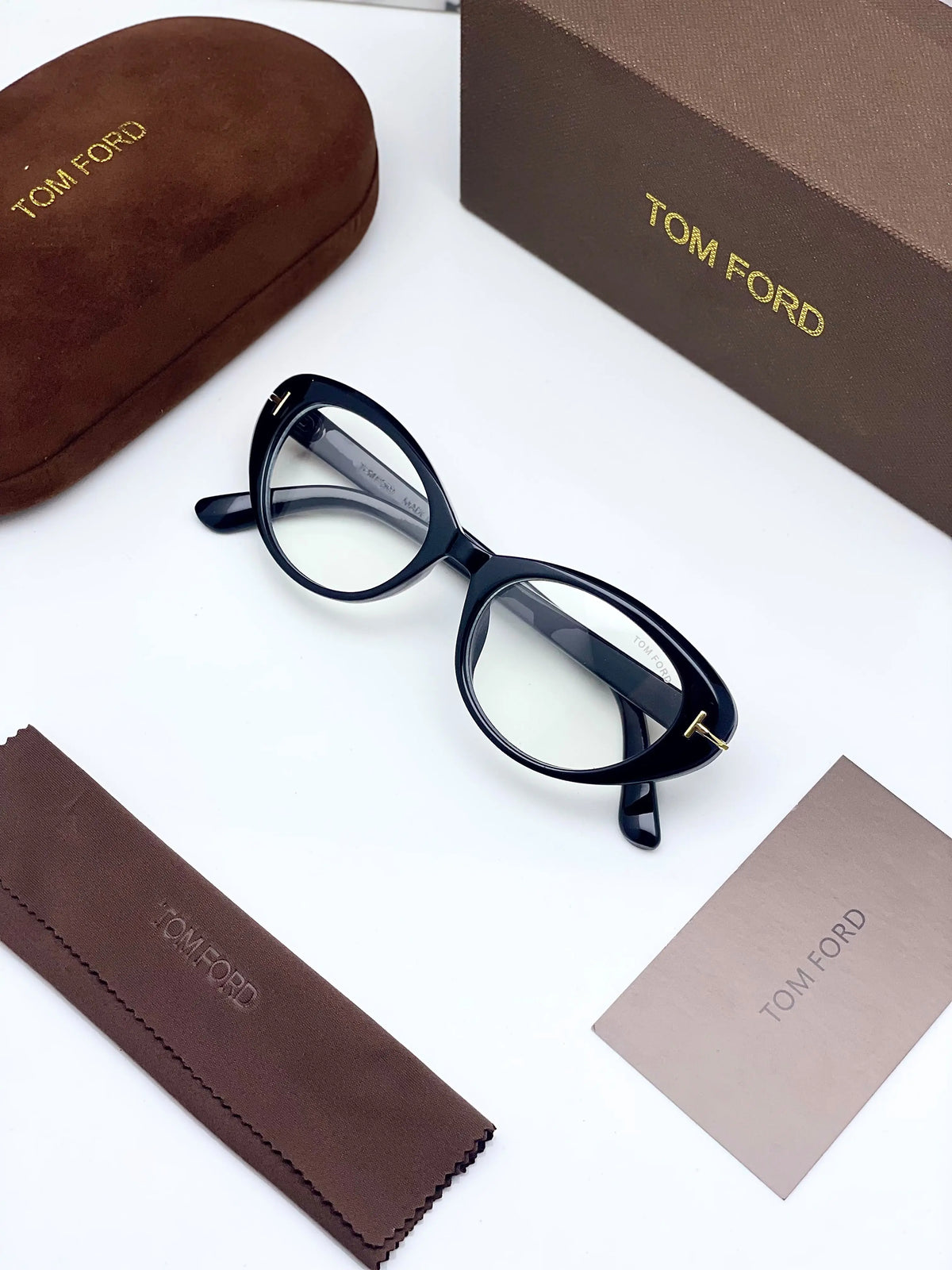 Tomford 330 Black Plano