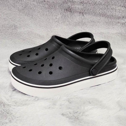 CROCS OFF COURT CLOGS BLACK