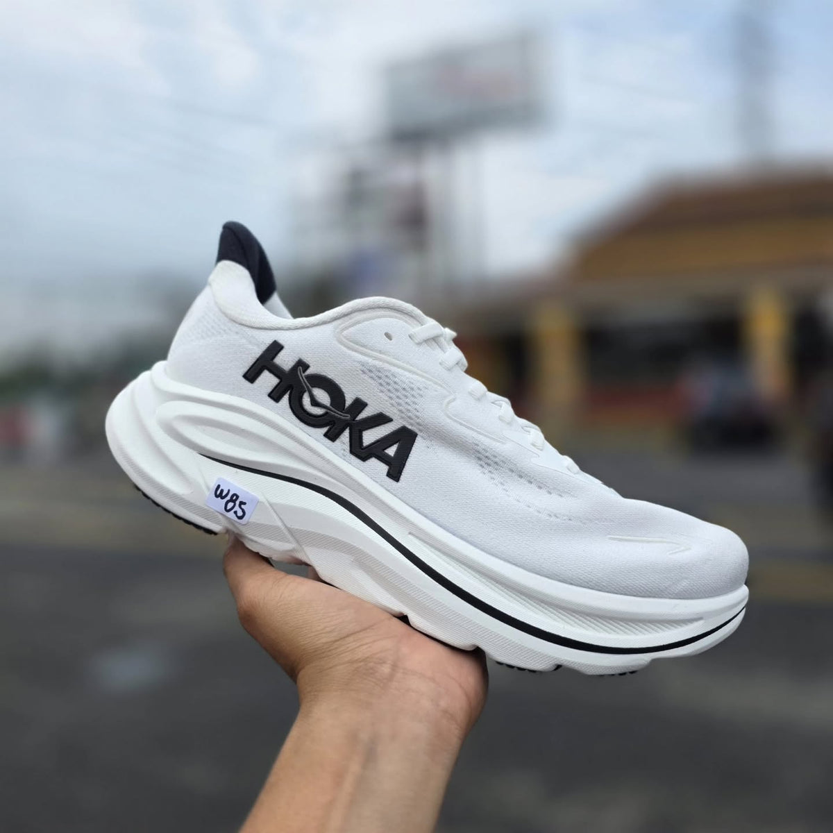 HKA CLIFTON BLACK WHITE