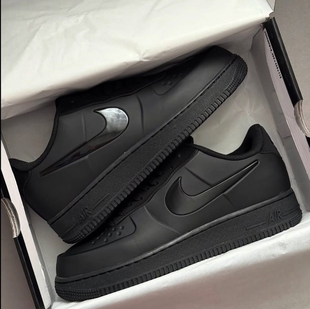 NK AIR FORCE 1 TRIPLE BLACK