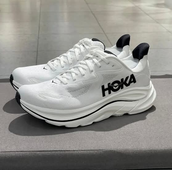 HKA CLIFTON BLACK WHITE