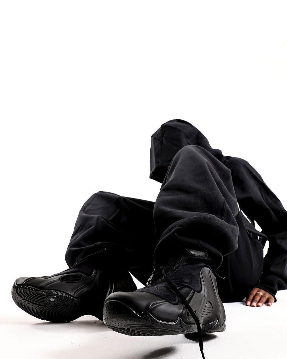 NK AIR FLIGHT POSITE TRIPLE BLACK