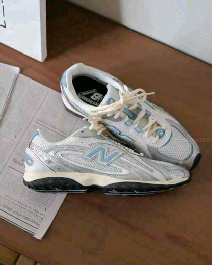 SALE NB SILVER METALIC STILL WATER