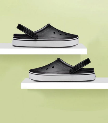 CROCS OFF COURT CLOGS BLACK