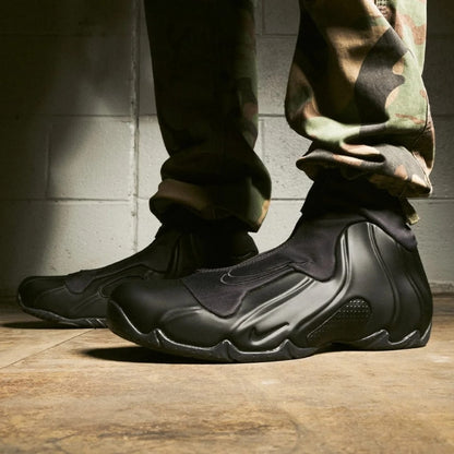 NK AIR FLIGHT POSITE TRIPLE BLACK