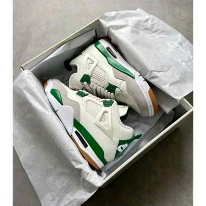 NK AIR JORDAN RETRO 4